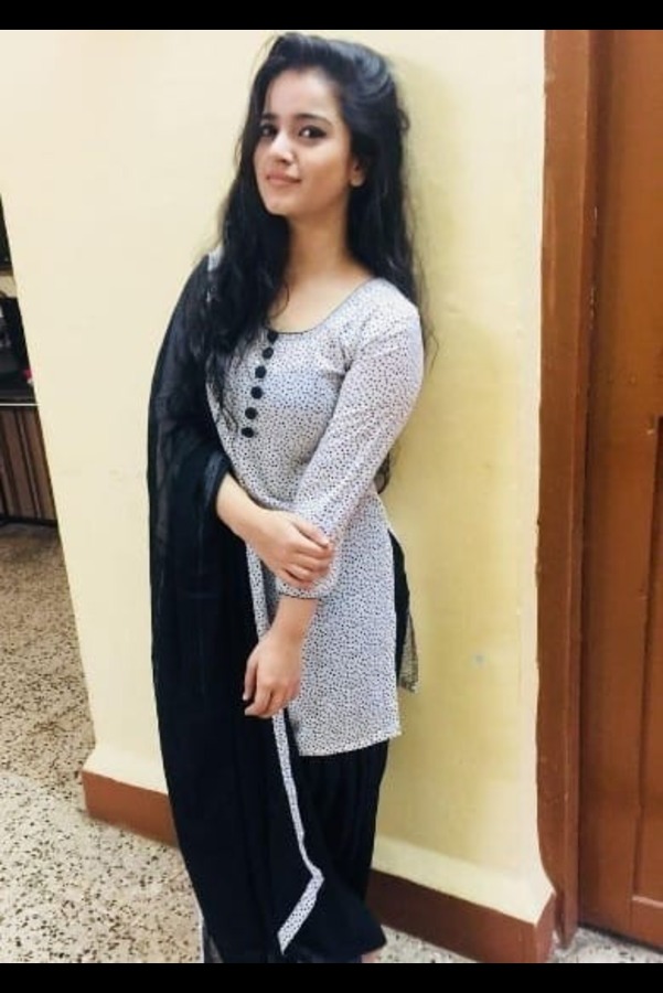 cheap call girls in India Gate